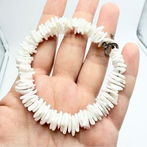 Vintage Chip Shell Bracelet